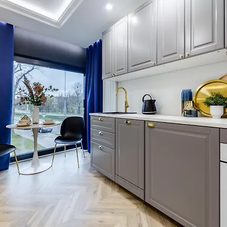 Winter 5min Old Town