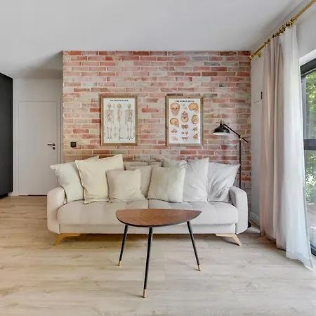 Winter 5min Old Town Apartment *